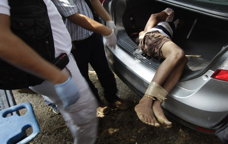 墨西哥警局太平间尸满为患