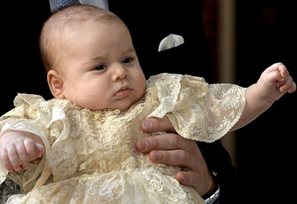 英国小王子乔治受洗