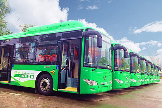 第二批金龙新能源公交车交付泸州