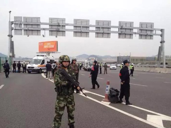 深圳女司机不慎撞人致9死23伤 疑因紧张