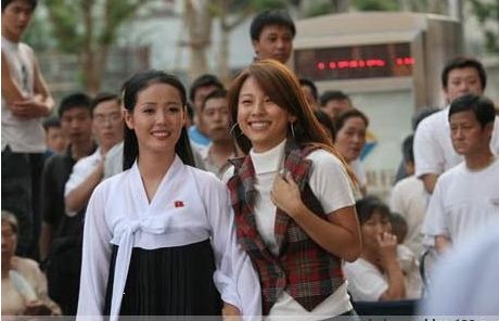 看<em>朝鲜</em>天然<em>美女</em>和<em>韩国</em>整容<em>美女</em>的差距_广州频