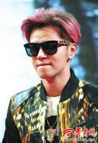 罗志祥亮相西安粉丝哭喊老公