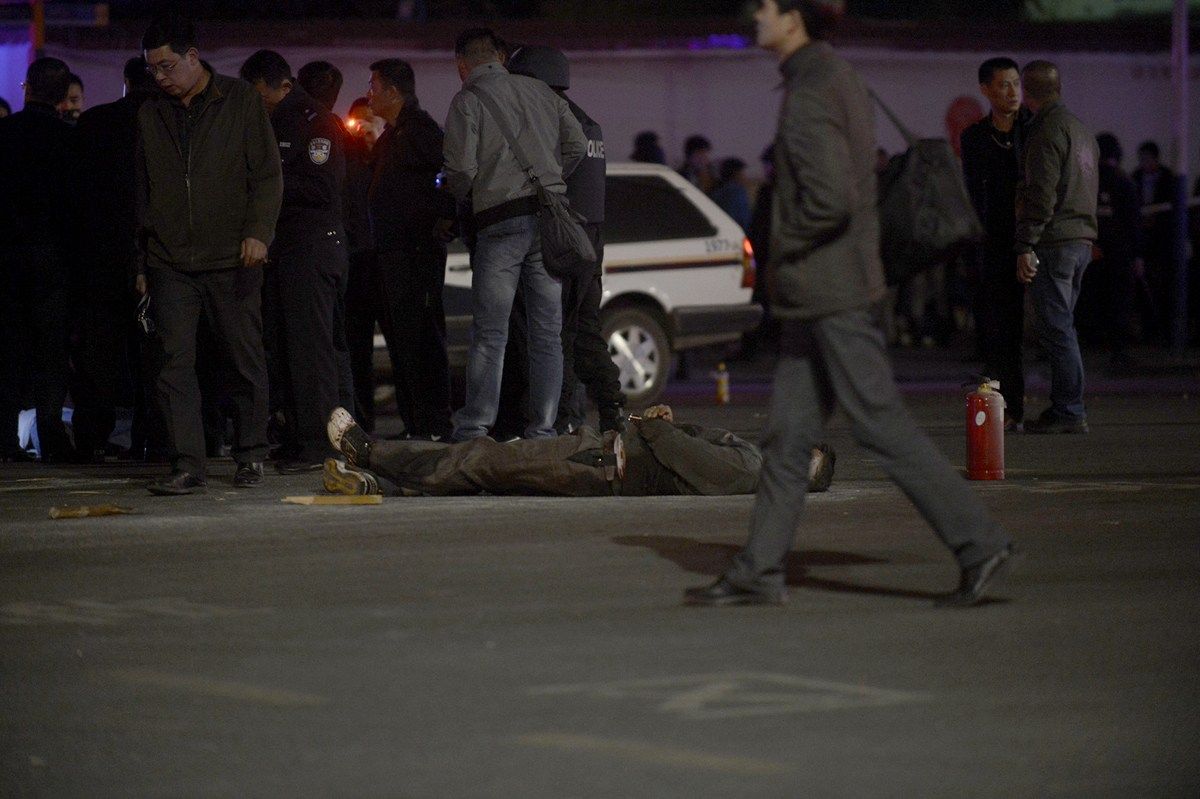 昆明暴恐案今日开庭审理 暴徒砍人致31人死亡新闻频道__中国青年网