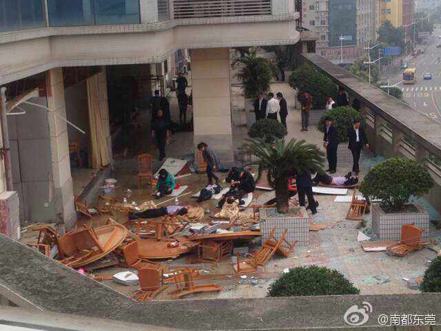 东莞一餐厅今日中午爆炸已致1死13伤(组图)|东莞