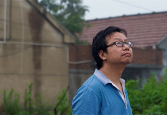 被拘前的陈宝成