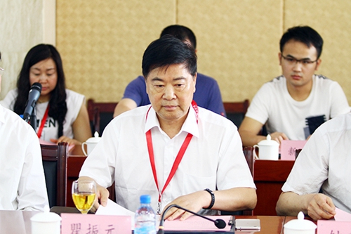 专家学者齐聚西安 共议民办高校发展