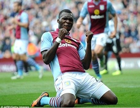 2013年英超最佳射手:一人神奇成金靴 范佩西仅