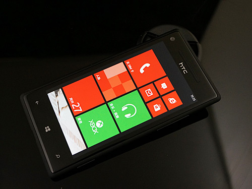 移动定制版htc 8x评测:矛头直指lumia 920t