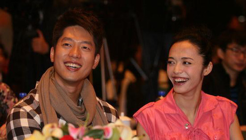 姚晨凌潇肃败给七年之痒 忆昔日幸福甜蜜瞬间