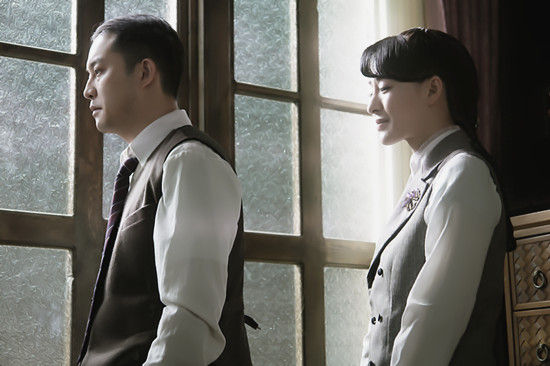 于越,曹炳琨,陈瑾等众实力演员联袂主演的34集谍战情感剧《渗透》自