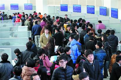 青岛最低工资标准继续涨 城乡医保并轨整合