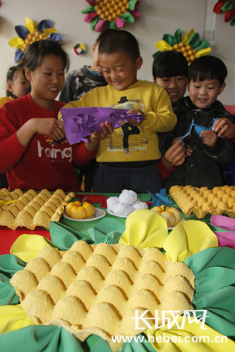 河北广平:幼儿园开展生活废弃物巧利用活动