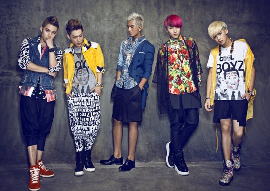 韩国人疯狂赴华游_韩国人平均月收入(2)