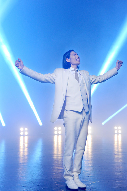 萧敬腾首唱甜蜜情歌 《每天一点新》挑战新曲