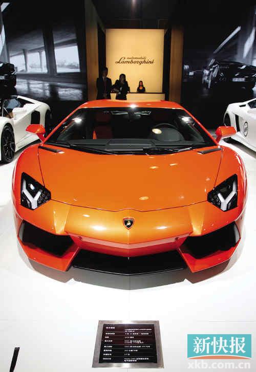 车展首日,4000万最贵跑车就被人订了2
