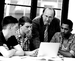 美国注册会计师成了中国香饽饽_资讯频道_凤