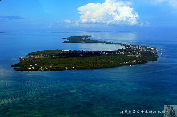 航拍全球最大水下洞穴---伯利兹大蓝洞