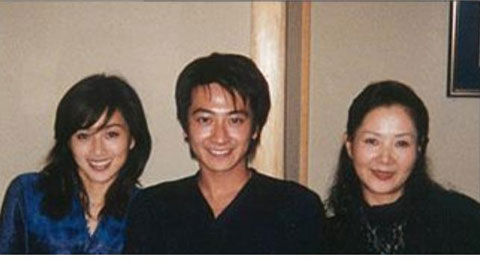 孙耀威一拖二醉吻<em>台妹</em> 撇女友夜店狂饮(图)|孙