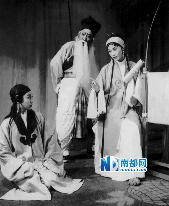 《三娘教子》剧照,<em>红线女</em>饰三娘,马师曾饰薛保