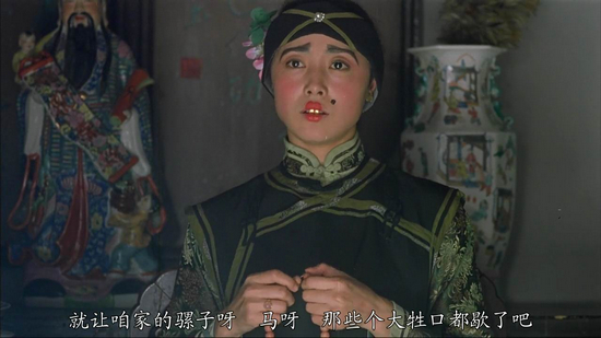 昨日该片在京首映,男主角葛大爷依旧,各种荒诞调侃依旧,甚至各种广告