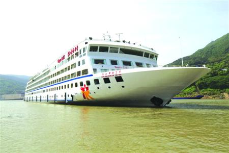 国内游:爸妈钟情三峡游轮|游客|游轮