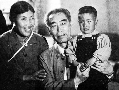 周恩来影像|毛泽东|周恩来_凤凰历史