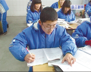 温江少年邓文昊入选省勤俭美德少年|爸爸|父