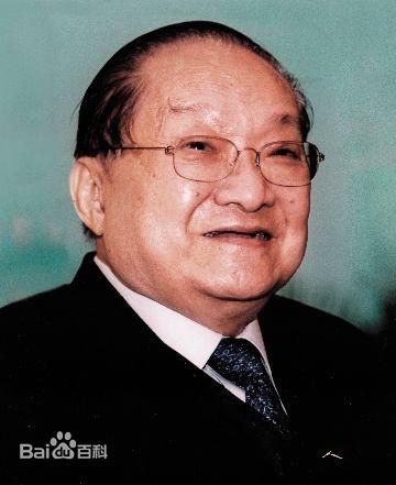 金庸（资料图）