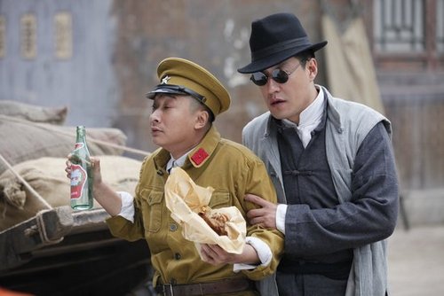 娱乐  作为安徽卫视的开年大戏,《利箭纵横》被誉为中国版"敢死队".
