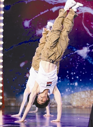 留深过年的劳务工可到春茧看正能量演唱会|陈