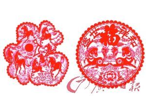 　　马年剪纸。