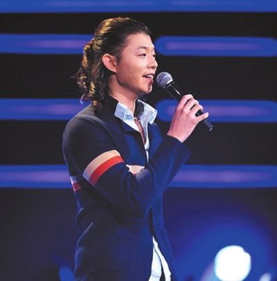 霍尊