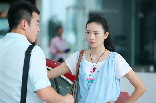 本文导读:在电视剧《新闺蜜时代》中,"周小北"童瑶的感情世界引起了不
