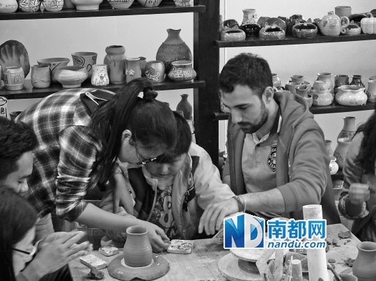 我们陪你做陶瓷