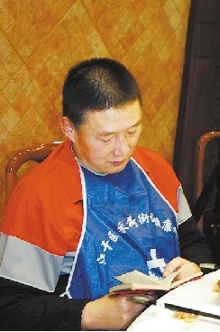 一个人带走的一段历史|蛐蛐儿|医生