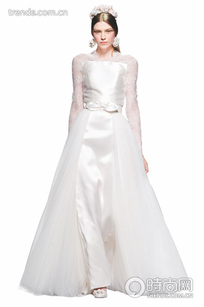 贵气亮缎婚纱 塑造优雅的新娘形象|廓型|蕾丝