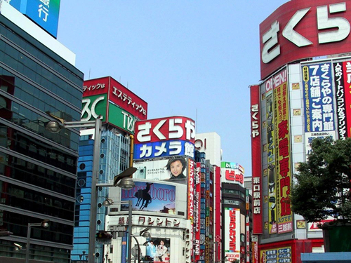 日将增消费税引担忧 民众掀大家电抢购潮|日本