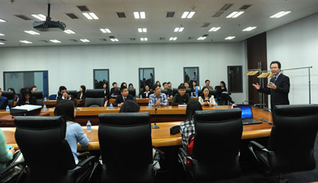 外交部公共外交办公室为中国人民大学和北京师