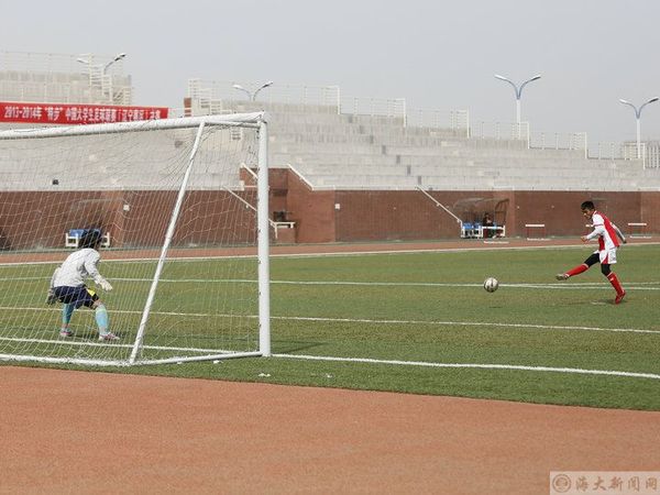 我校足球队荣获2013 2014特步中国大学生足
