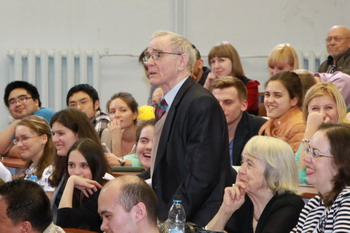 驻俄罗斯大使李辉在莫斯科大学亚非学院发表演