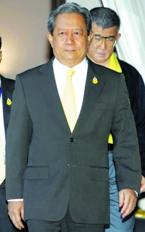 他妹被解职,泰国还要乱|看守内阁|选民