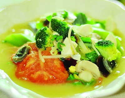 西红柿莲藕 有助口腔溃疡愈合|清热生津|皮蛋