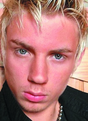 双眼皮缝成单眼皮巴西男决意变欧巴|韩国|韩国人