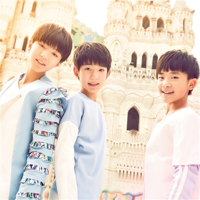 tfboys三个小正太红过"都教授"?