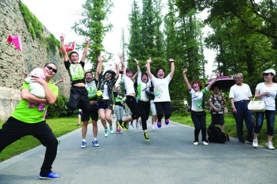 康宝莱与江苏媒体人绿色畅行玄武湖|运动|公园