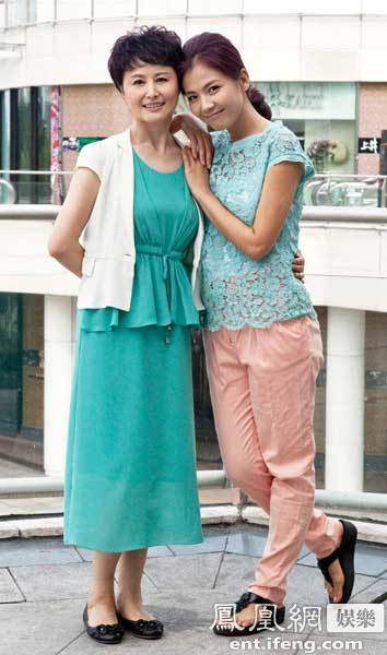 《幸福从天而降》开播 刘洁刘涛演绎温情母女|刘洁|刘涛_凤凰娱乐