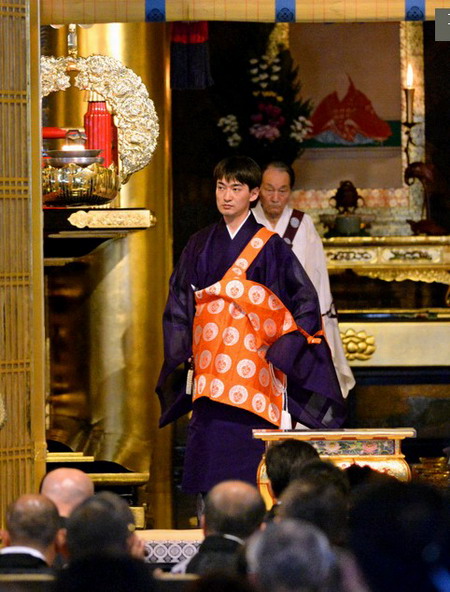 大谷光淳出席“法统继承仪式”(网页截图)