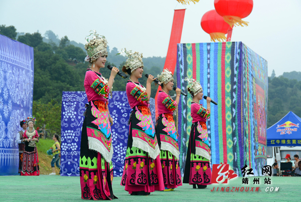 动人的苗歌    朱红伟  摄