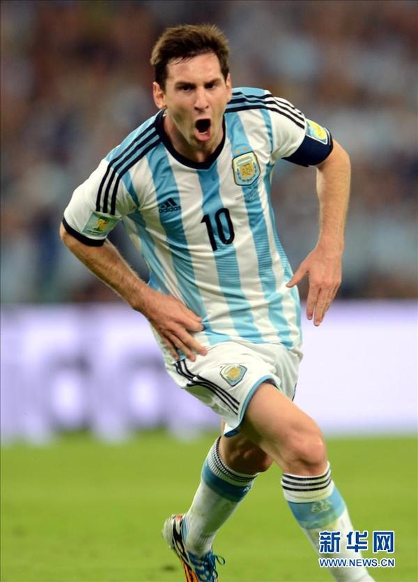 世界杯精彩瞬间:梅西庆祝进球(高清)