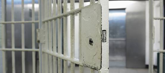 2006至2010年期间，美国加利福尼亚州共有39名女性监狱关押犯被强制进行绝育。